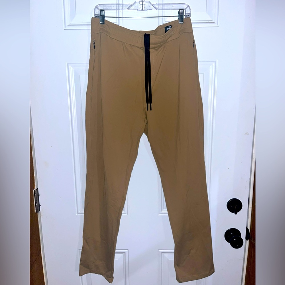 Public Rec Pants Mens 34x32 All Day Everyday Pockets Flat Front  Khaki